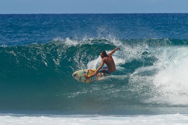 118 Oahu, Ehukai Beach, Banzai Pipeline.jpg